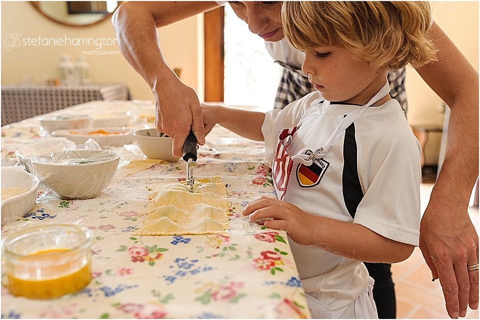 destination photography italy cutting spinach ravioli