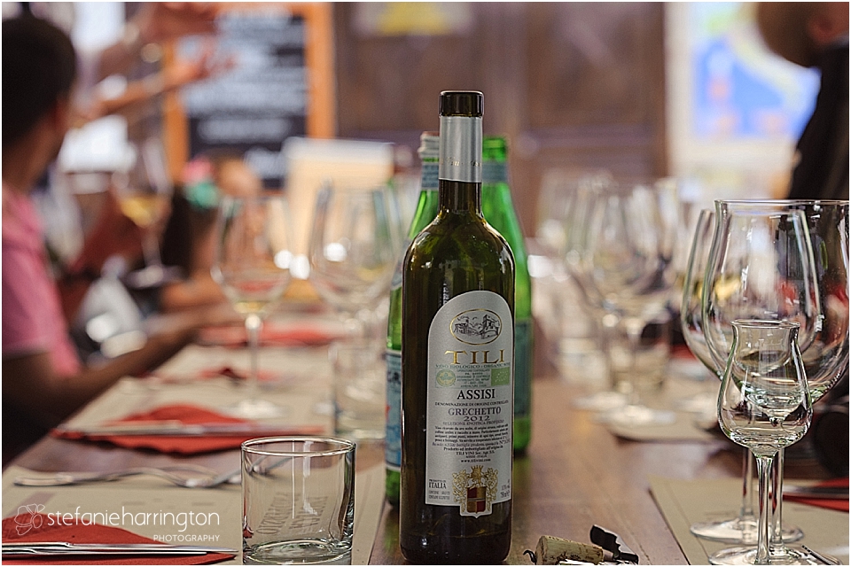 umbria travel photography | spello olive oil tasting | www.stefanieharrington.com