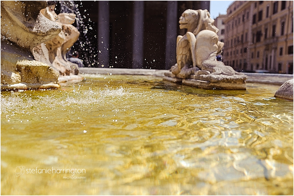 rome travel photography | www.stefanieharrington.com | fountain at Pantheon